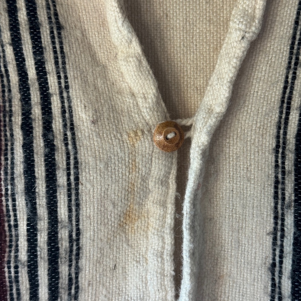 Alpaca Patterned Wool Vest - Picture 5 of 6